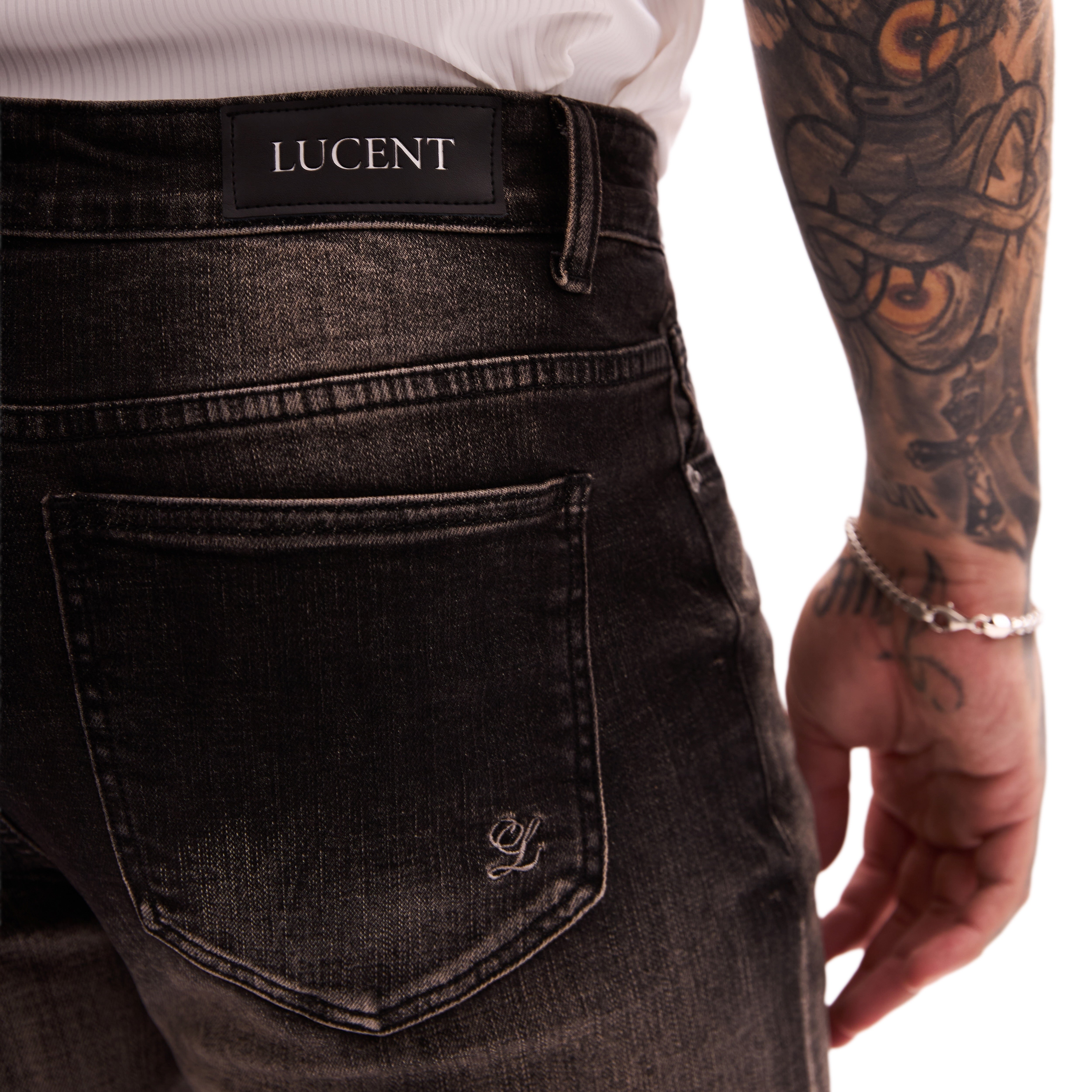 THE CANYON FLARE DENIM (SANDWASH)