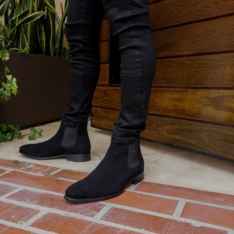 THE CLASSIC MIDNIGHT