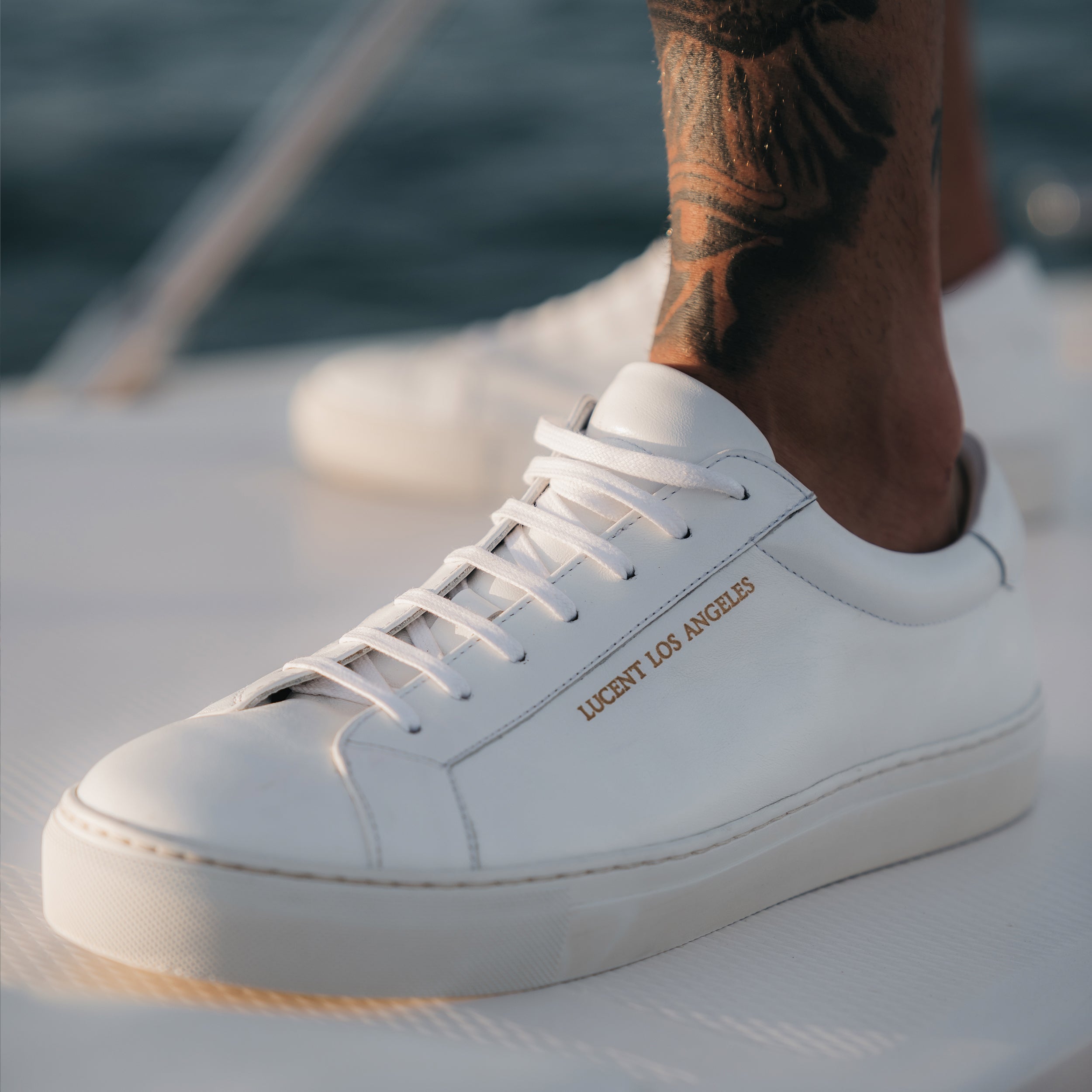 THE LUCENT SNEAKER (WHITE)