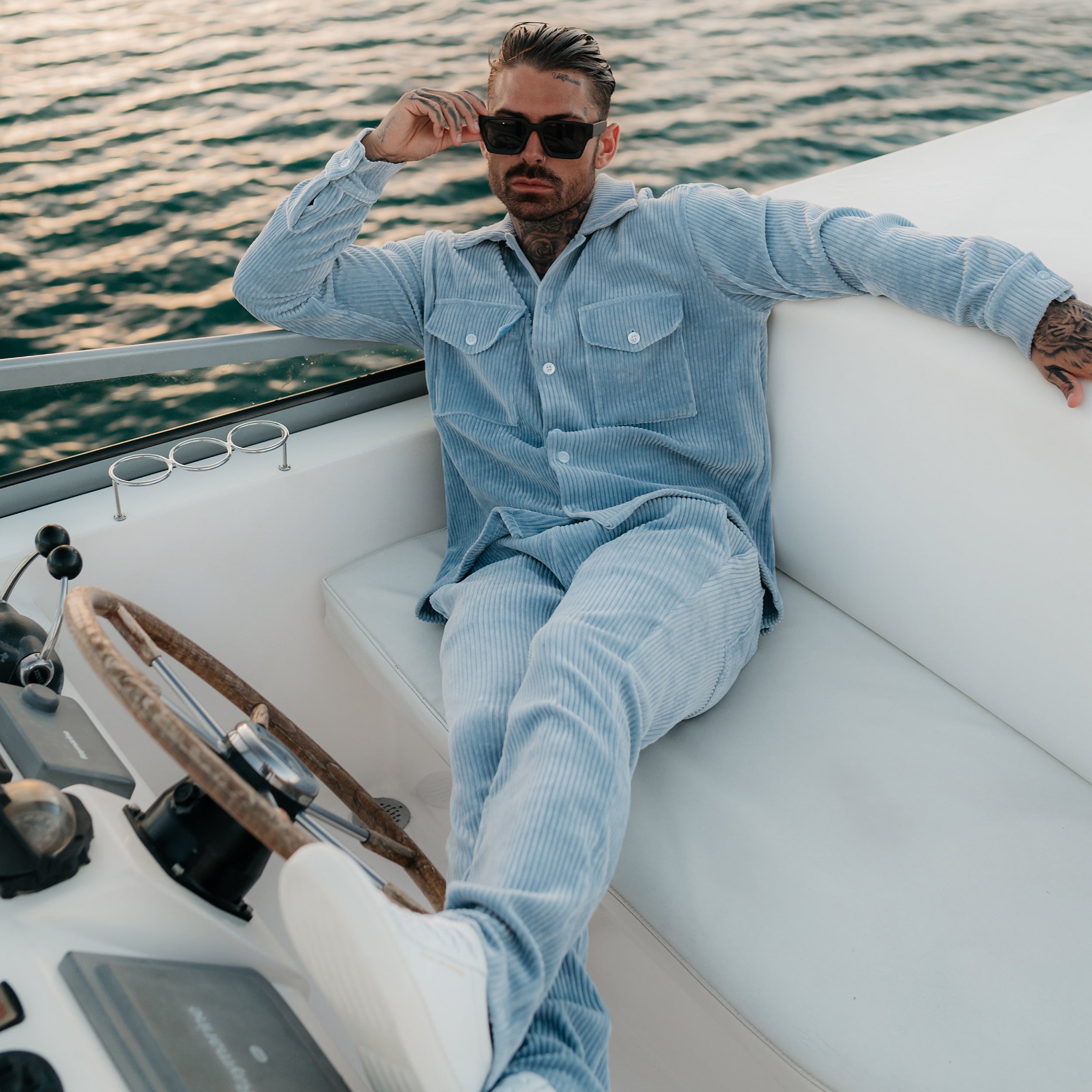 THE BLUE PANTS