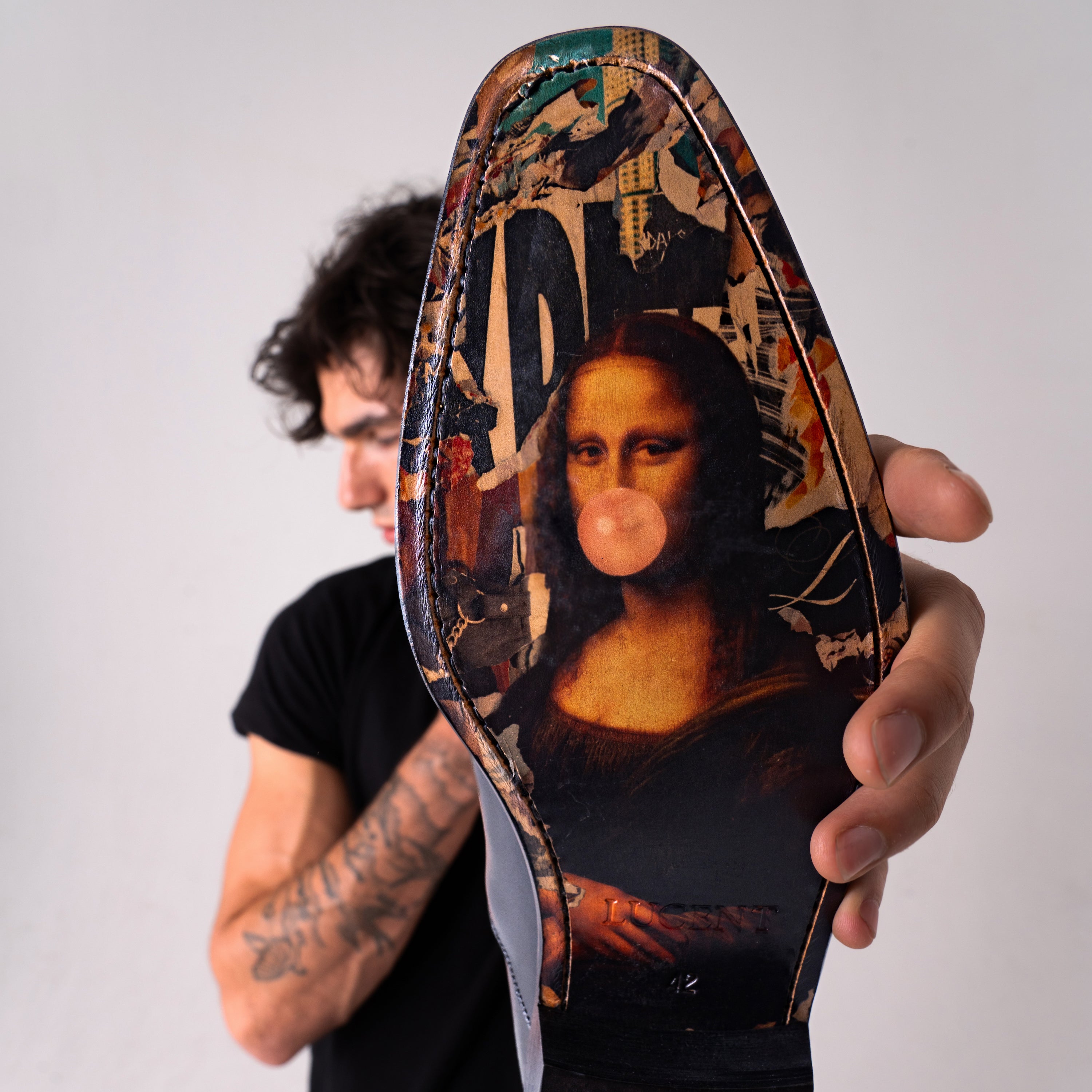 THE MONALISA GRAFFITI