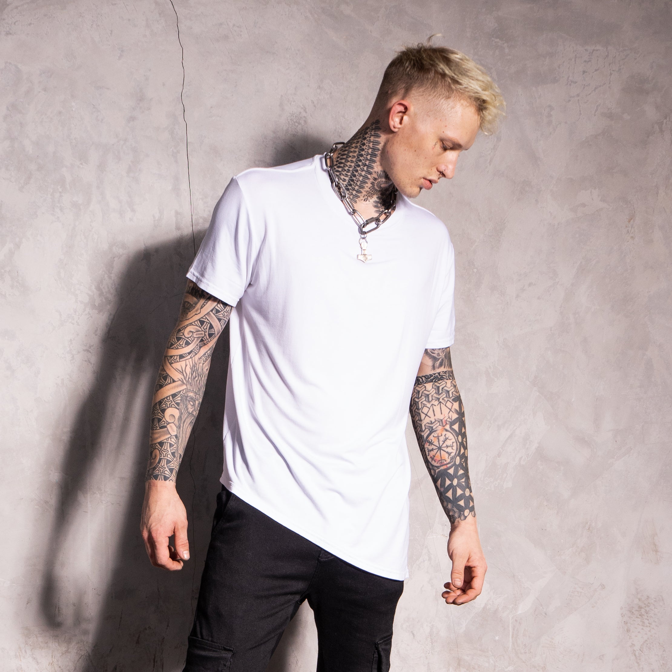 THE DIAGONAL TEE (WHITE)