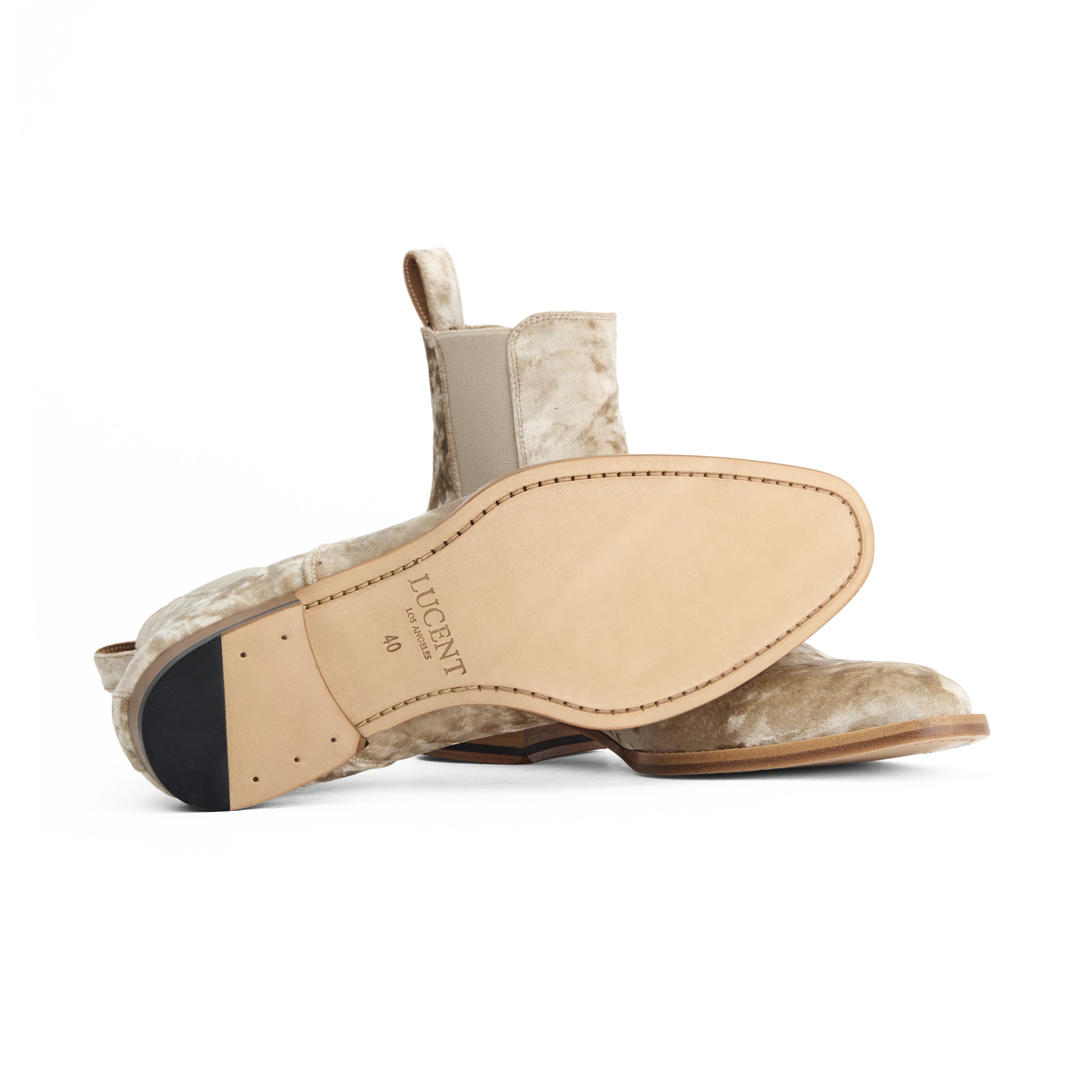 THE CHAMPAGNE VELVET