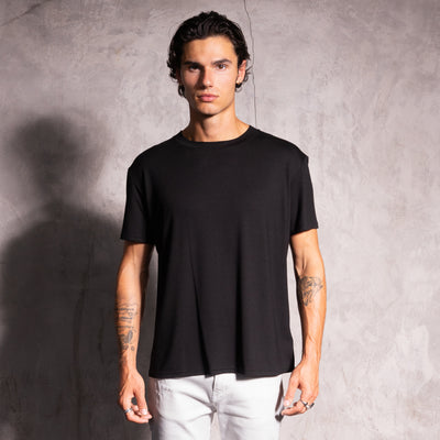 THE CLASSIC TEE (BLACK)