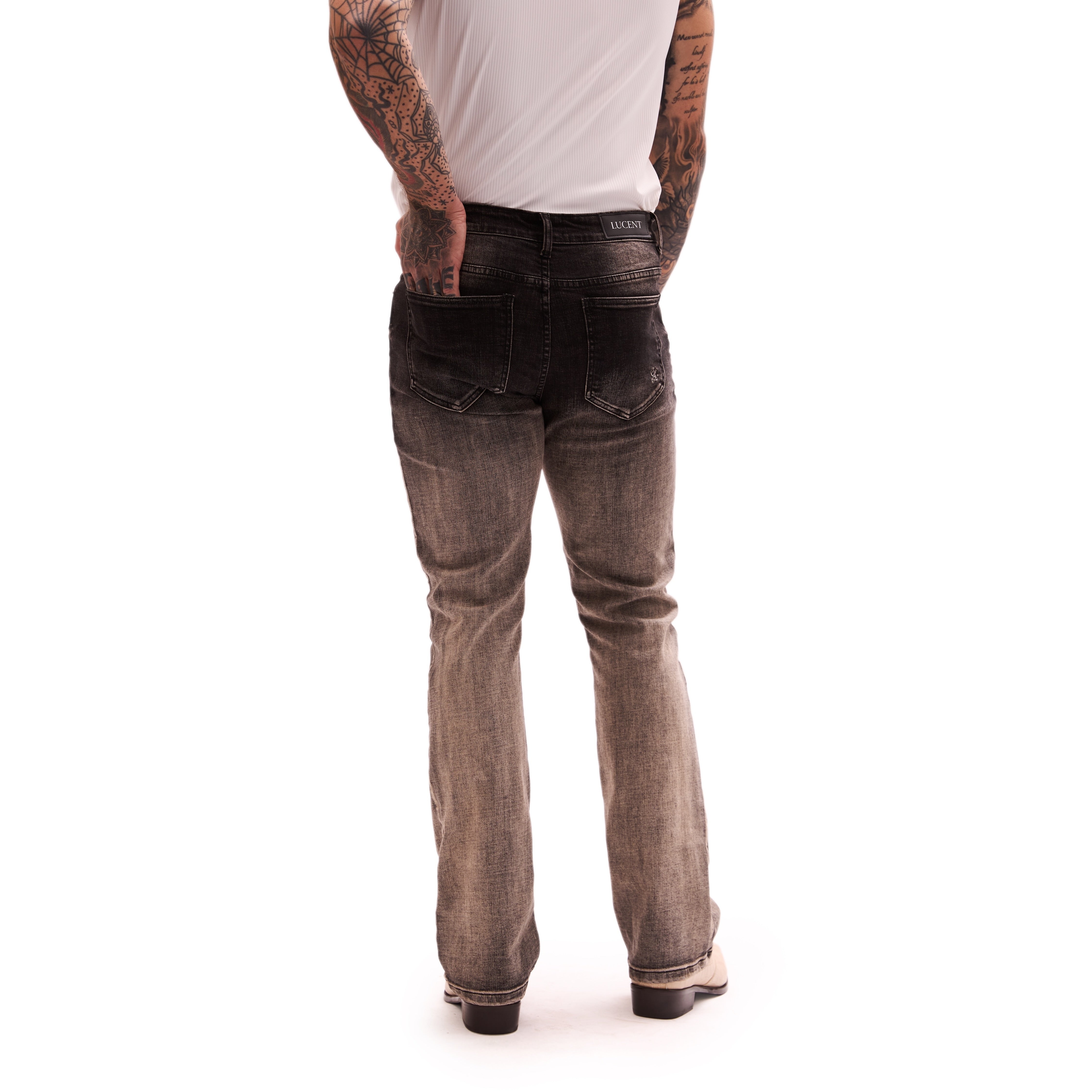 THE CANYON FLARE DENIM (SANDWASH)