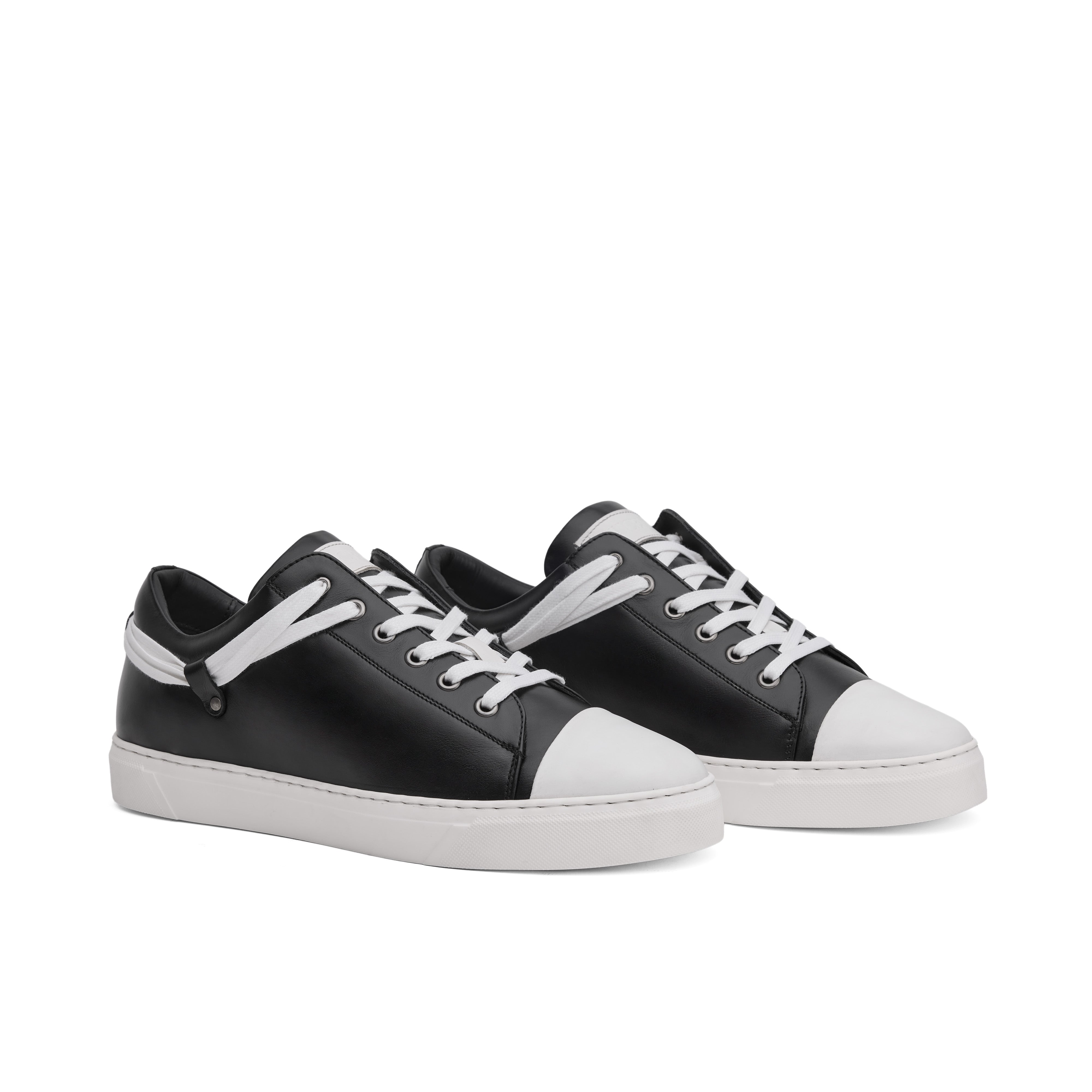 THE SOHO SNEAKER