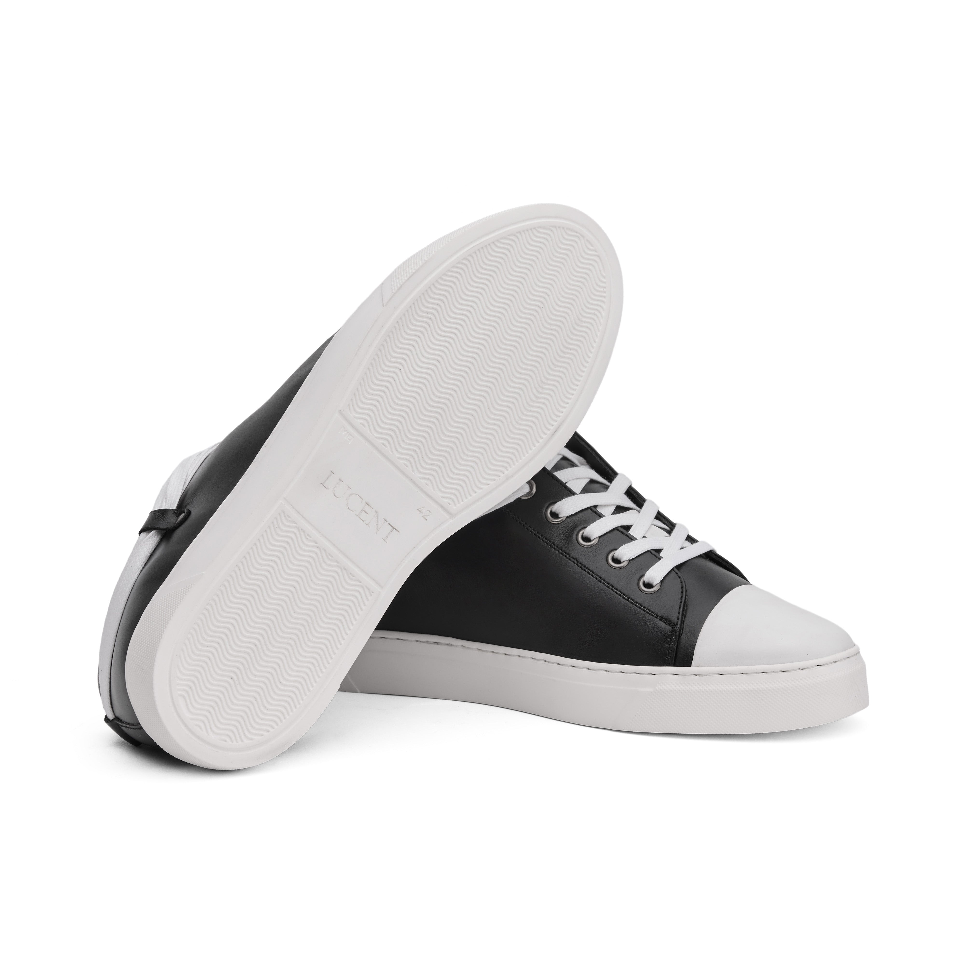 THE SOHO SNEAKER