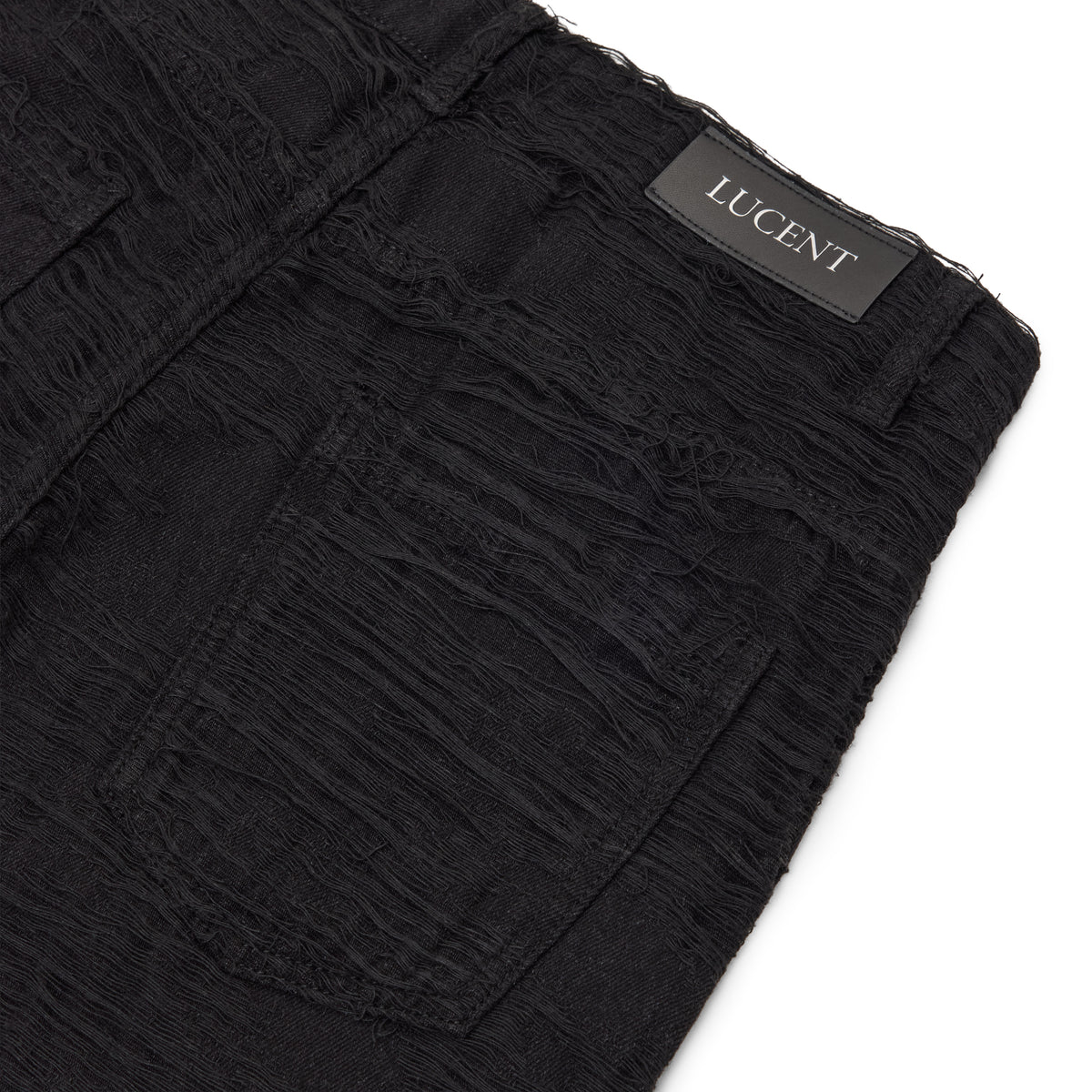 THE DISTRESSED DENIM JEAN