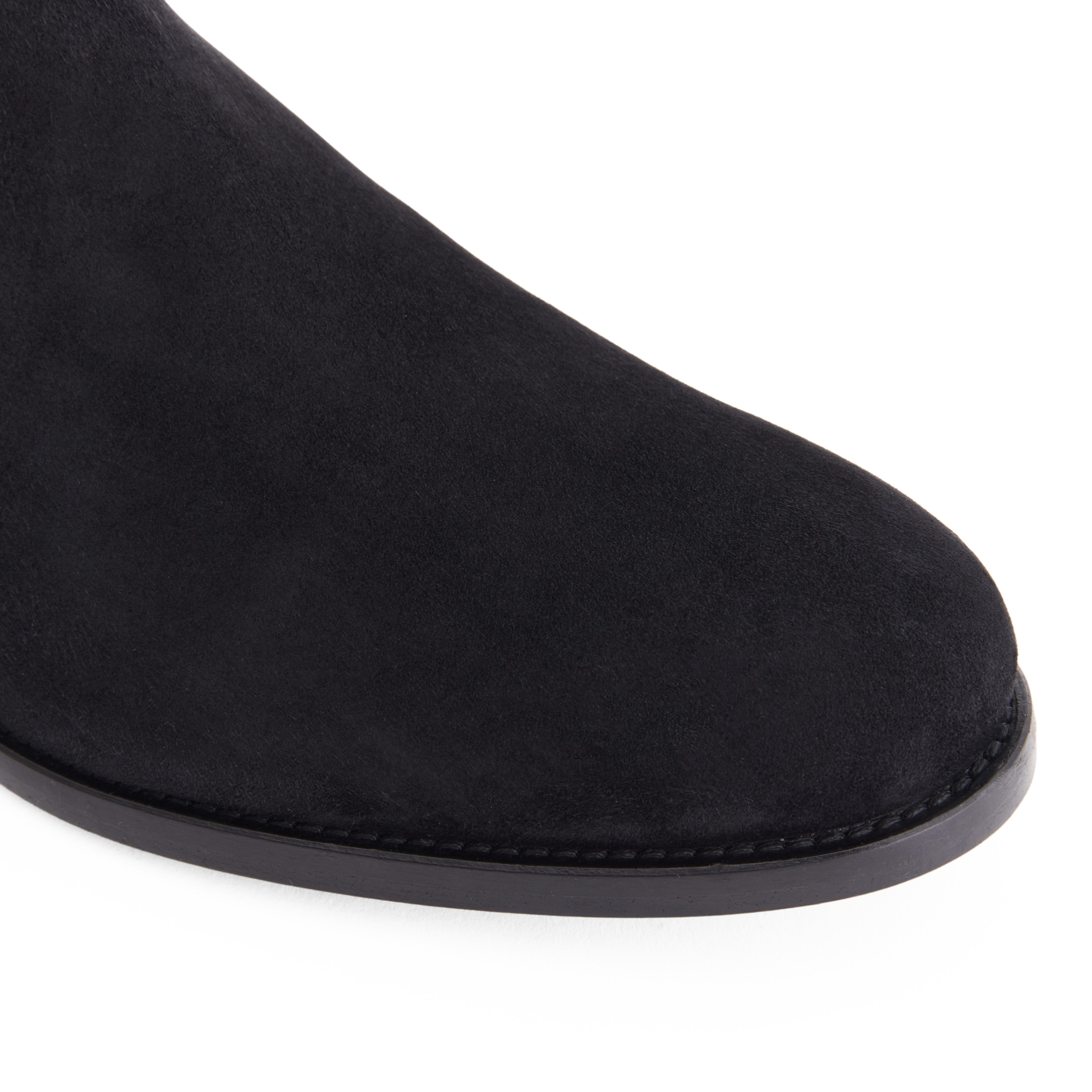 THE CLASSIC MIDNIGHT